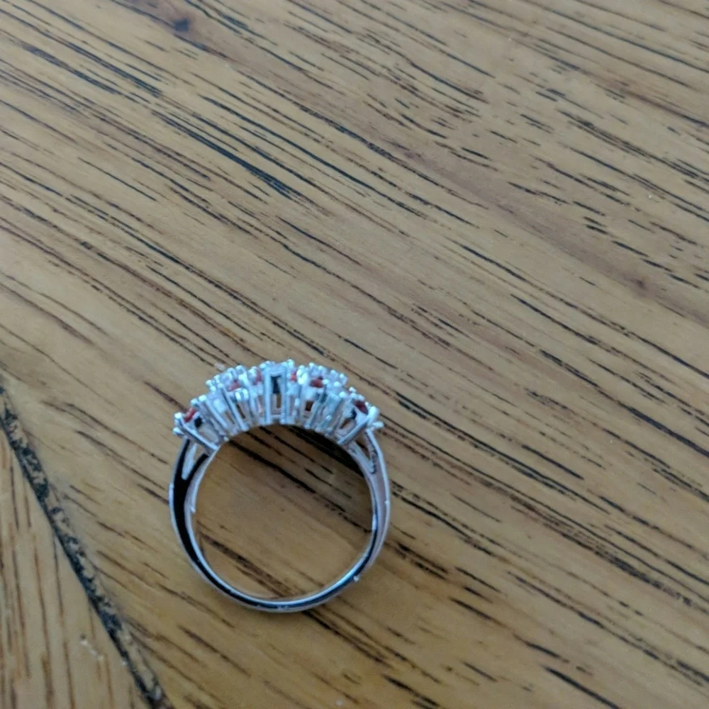 Crystal garnet colored stone ring size 7